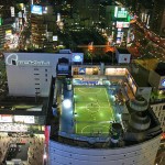 800px-Tokyo_rooftop_football